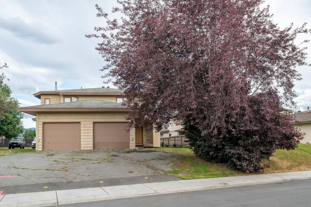 Moose Meadows- Near The Airport, Centrally Located Anchorage Exterior foto